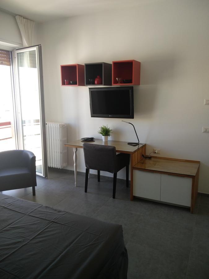 B&B Via Roma 15 Аккуавіва-делле-Фонті Екстер'єр фото